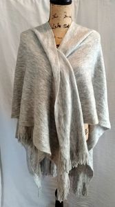 Lauren Conrad shawl
